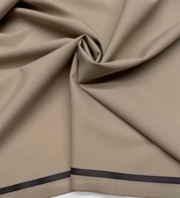 beige color wool fresco fabric Gucci Jason D Cimaj Fabrics Milan